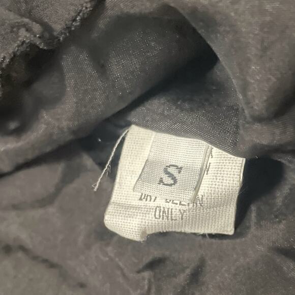 Vintage Clayden Silk Blend Sleeveless Blouse Velvet Burnout Accents Black Small - Picture 6 of 11